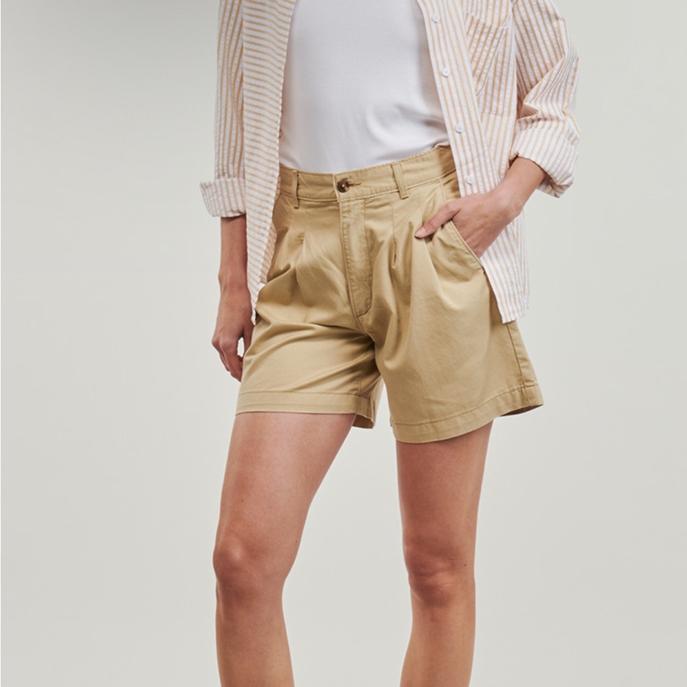 Levi's PLEATED TROUSER SHORT Lightweight - Beige woman shorts